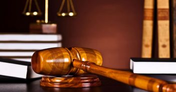 Суд оправдал четырех мукачевских стрелков из “Правого сектора”