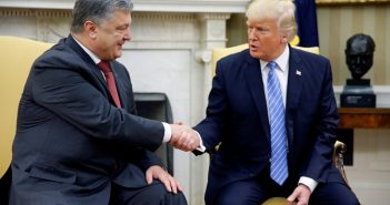 Трамп не похож на человека, у которого некие особые отношения с Россией, – Порошенко