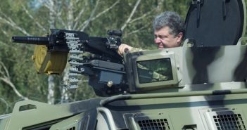 Вместо АТО Порошенко планирует ввести в прифронтовых районах Донбасса военное положение