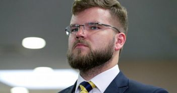 И.о. главы “Укрзализныци” стал Кравцов: Что о нем известно и чьи интересы он будет представлять