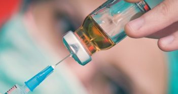 Украинцы продолжают покупать вяленую рыбу: в Харькове новый случай ботулизма