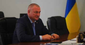 Какая страна, такая и зарплата в полиции, не устраивает – пусть увольняются