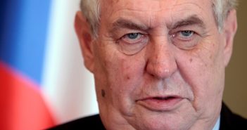 Президент Чехии предложил компенсировать Украине аннексию Крыма