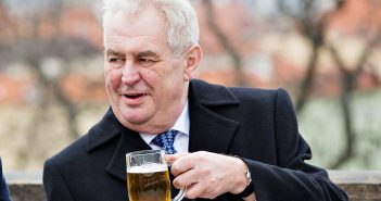 Чеські євродепутати закликали Земана вибачитись перед Україною