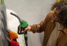 Війна США з Іраном розхитує нафтовий ринок: якими будуть ціни на українських АЗС