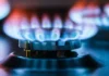 Тарифи на газ та електроенергію з 1 квітня: скільки коштуватимуть кВт*год та куб.м